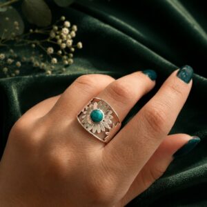 Anillo Flor con Turquesa
