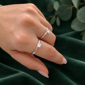 Anillo Solitario Clasico