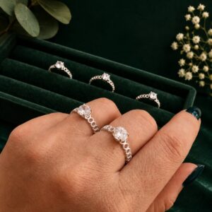 Anillo Solitario Calado