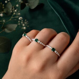 Anillo Esferas Circonia Verde